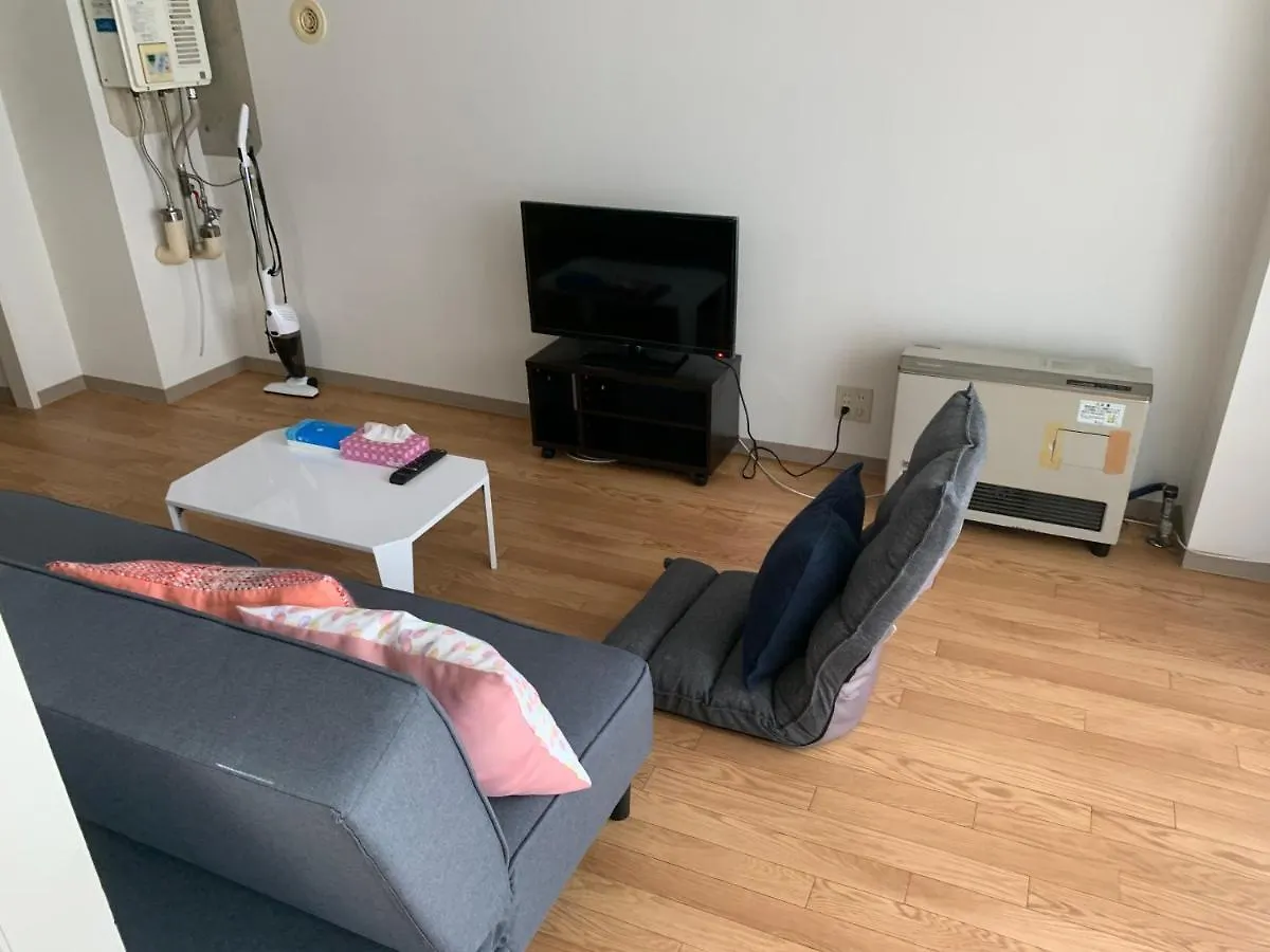 Apartamento 交通アクセス便利! 9Min From Susukino Station すすきの駅から歩いて9分 島屋ビル 505号室 Sapporo 0*,  Japón